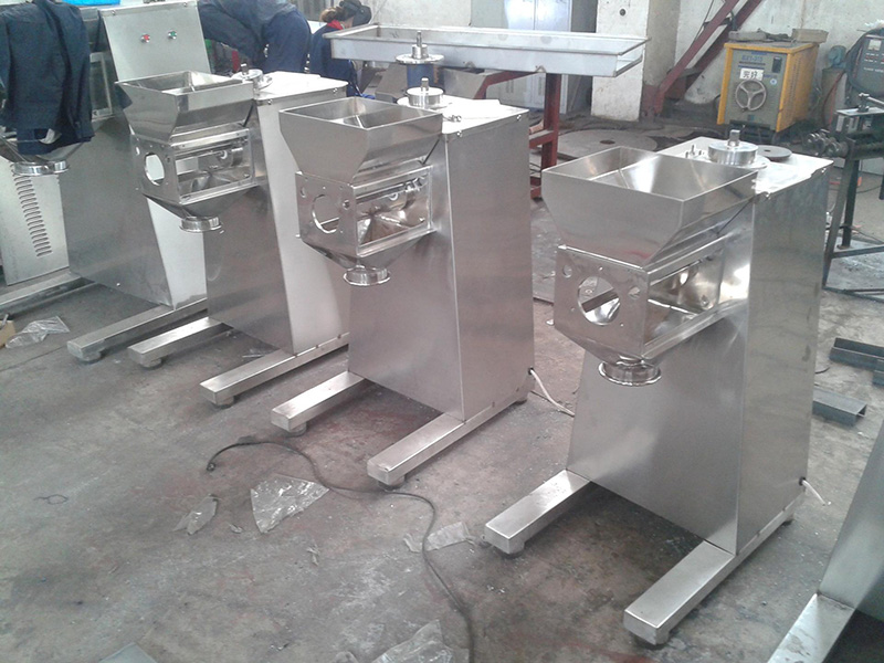 YK-100/160型搖擺式顆粒機